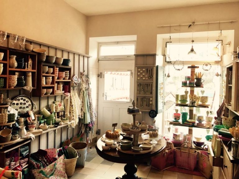 28660633 1022612431275927 8258439644476080128 n 768x576